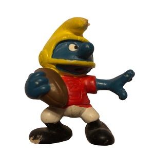 VTG 1980 "The Smurfs" Schleich "American Football" PEYO -- 1980s 2 inch / 5 cm